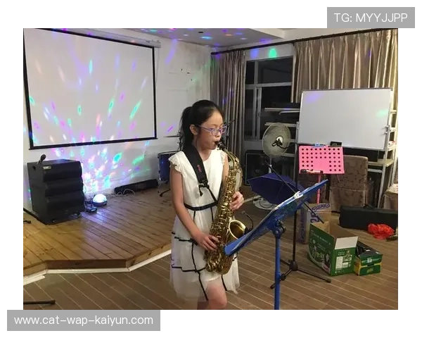足球俱乐部成立女性委员会推动俱乐部性别平等政策，女性俱乐部名称大全